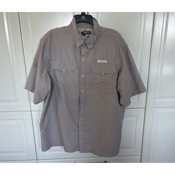 Habitat Other - Habit Fishing Shirt Men XL Vented, There is some. blemish on Shirt Sleeve